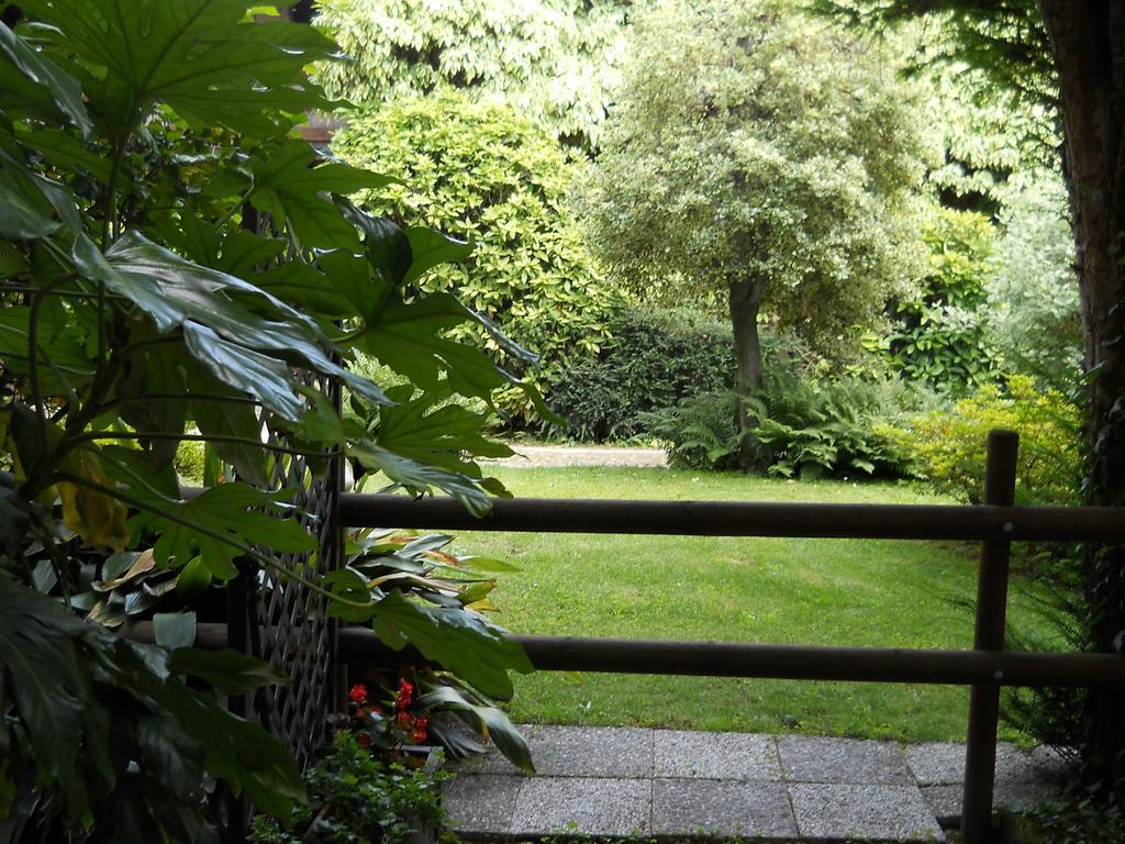 B&B Il Cortile Malpensa Casorate Sempione Habitación foto