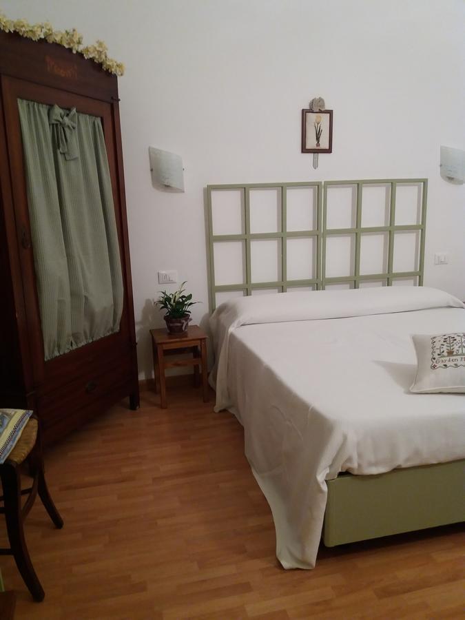 B&B Il Cortile Malpensa Casorate Sempione Exterior foto